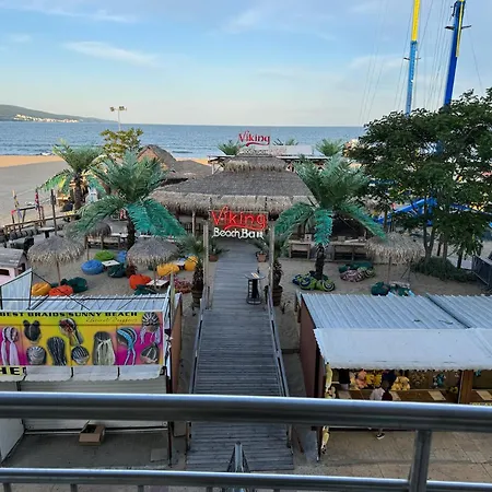 公寓 Spacious Beachfront - Kaya