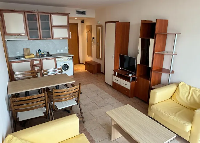 Spacious Beachfront - Kaya 公寓 阳光海滩