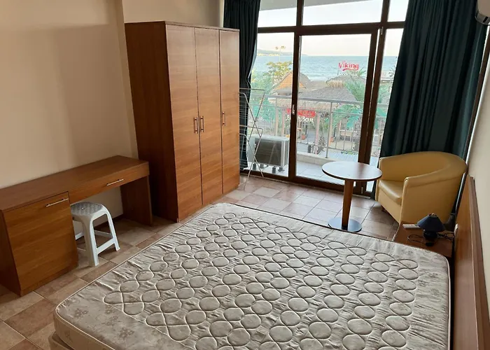 Spacious Beachfront - Kaya 阳光海滩