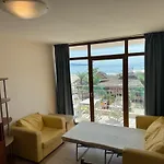 شقة Spacious Beachfront - Kaya