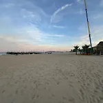 Spacious Beachfront - Kaya ساني بيتش