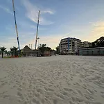 شقة Spacious Beachfront - Kaya *