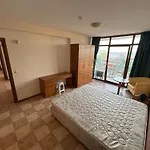 Spacious Beachfront - Kaya ساني بيتش