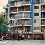 شقة Spacious Beachfront - Kaya ساني بيتش