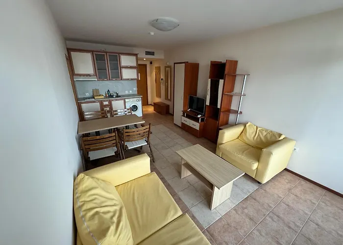 Spacious Beachfront - Kaya Apartment